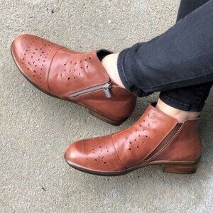 NAOT Matagi Ankle Boots Bootie Size 7 38 Chestnut Brown Leather Comfort NEW $199